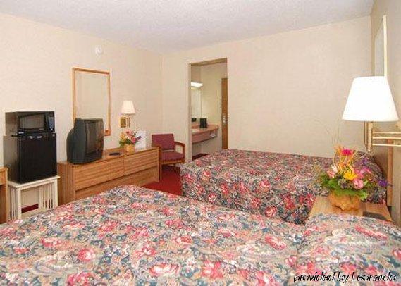 Quality Inn Arena Wilkes-Barre Exterior foto